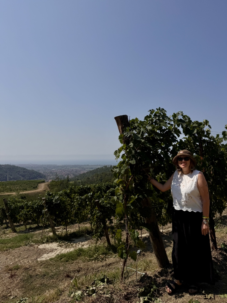 Gaia in vigna vigneti Cantina Lunae